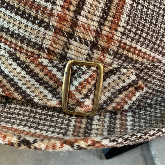Dobbs brown plaid hat with gold buckle - Picture 2 of 8